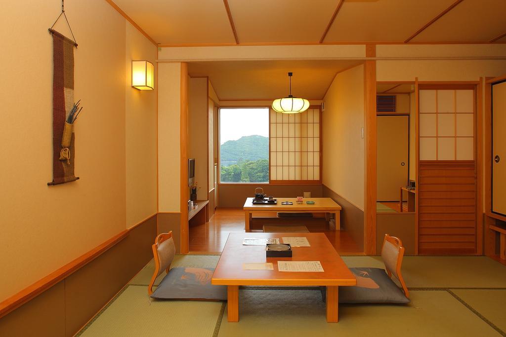 Готель Senpokaku Тоба Екстер'єр фото